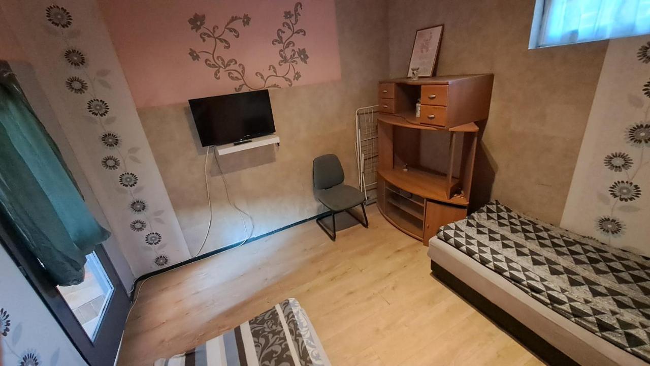 Sárkány Lak Diosd Kültér fotó