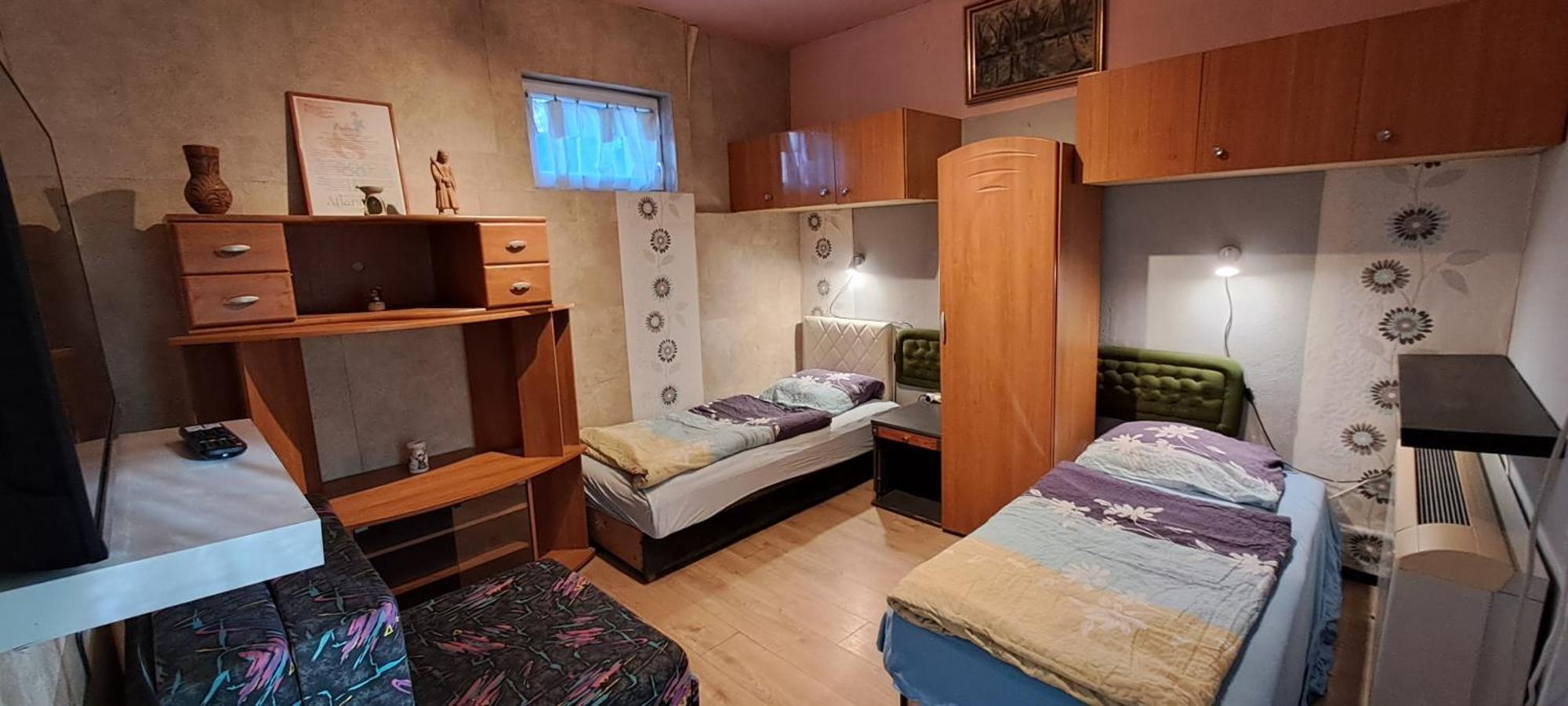 Sárkány Lak Diosd Szoba fotó